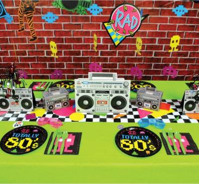 Image of 1980s party supplies