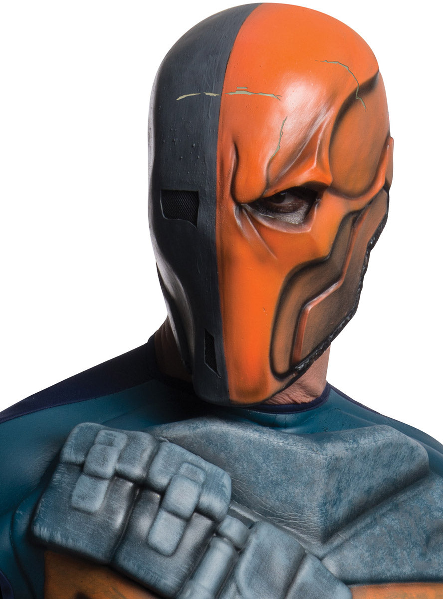 Clsoe image of Main image of Deathstroke Mens Deluxe DC Villain Costume