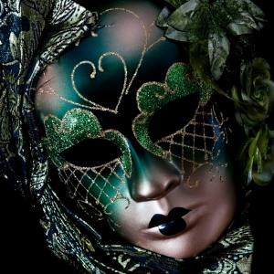 Image of a green masquerade mask