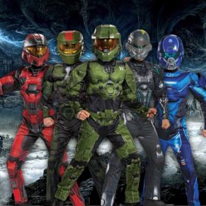 Image of boys in Halo costumes