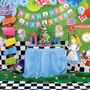 Image of Mad Hatter party supplies