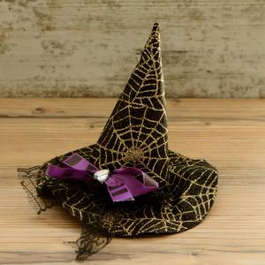 Image of a mini witch hat