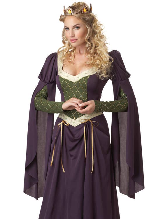 Women's Lady in Waiting Renaissance Costume Close View 2