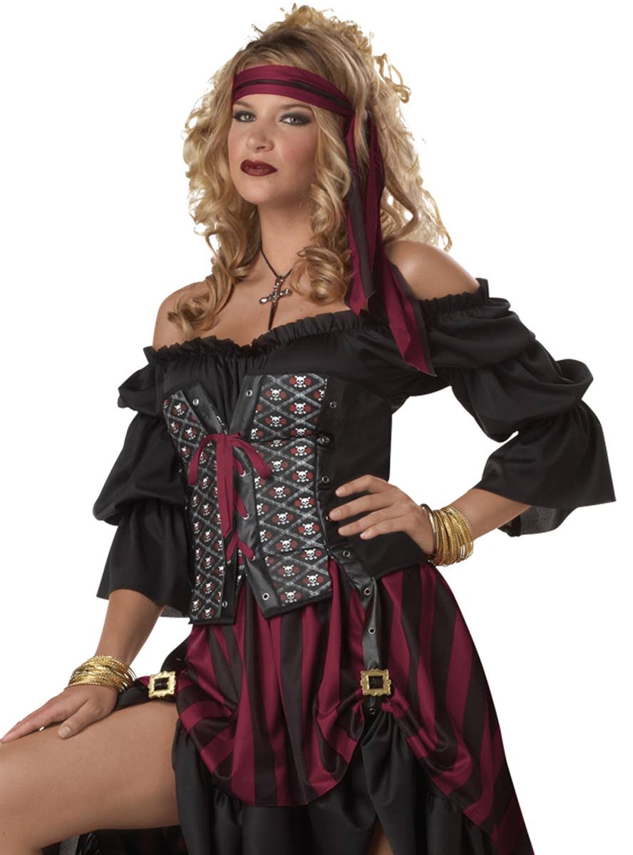 Women's Pirate Wench Costume - Close Up Image