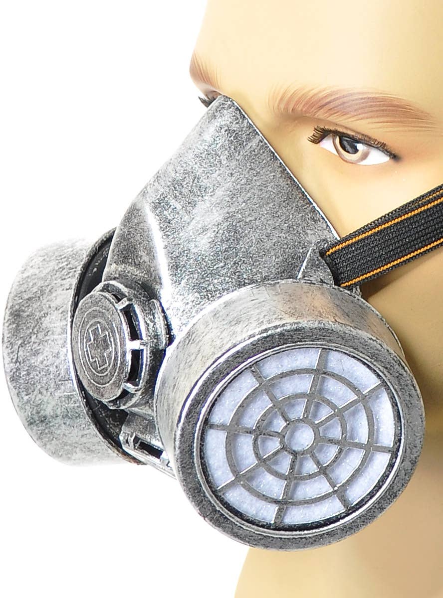 Image of Half Face Silver Deluxe Hard Plastic Gas Mask - Alternate Image 2