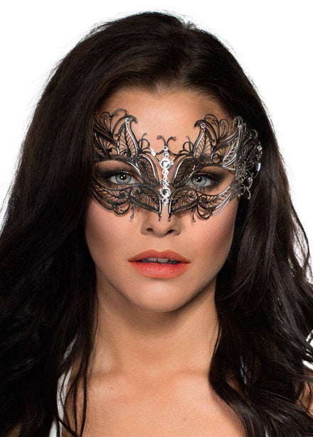 Women's Party Mask Antique Butterfly Style Metal Fossils Masquerade Mask In Silver With Diamontes - Main Image