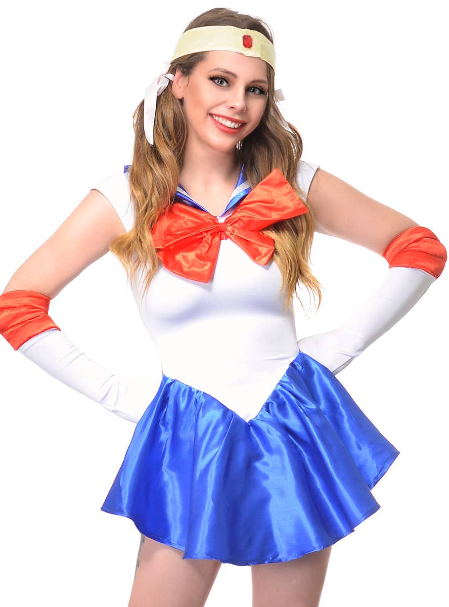 Image of Sailor Moon Women's Anime Cosplay Costume - Close Up