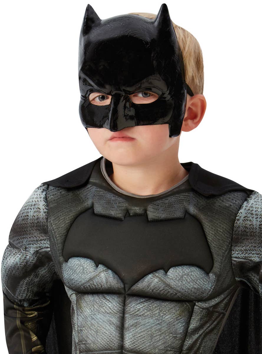 Deluxe Boy's Batman Dawn of Justice Costume Close View 2