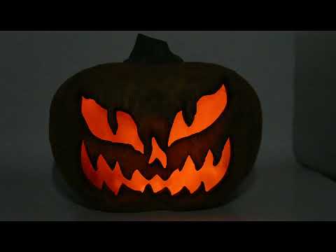 A video showing this Jack-o-Lantern pumpkin Halloween decoration lighting up.