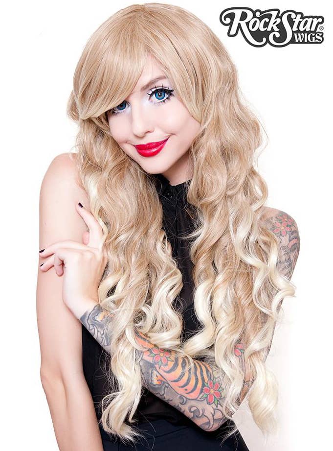 Blonde Ombre Women's Heat Resistant Curly Wig Front Image