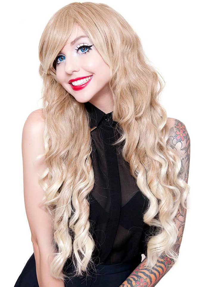 Blonde Ombre Women's Heat Resistant Curly Wig Alternate Front Image