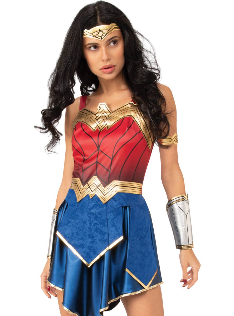 Deluxe Wonder Woman 1984 Women's Costume - Close Up Image