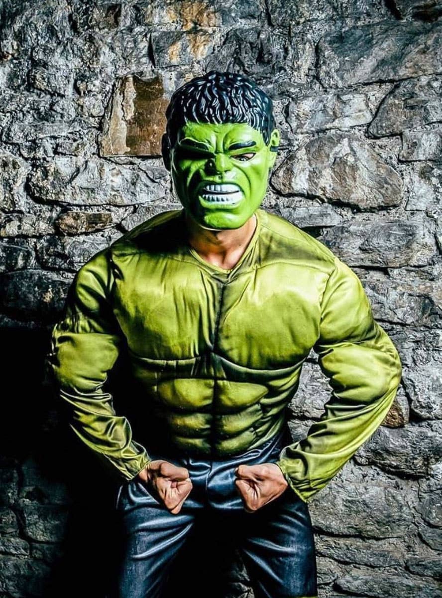 Mens Deluxe Hulk Marvel Comics Fancy Dress Costume - Lifestyle Image