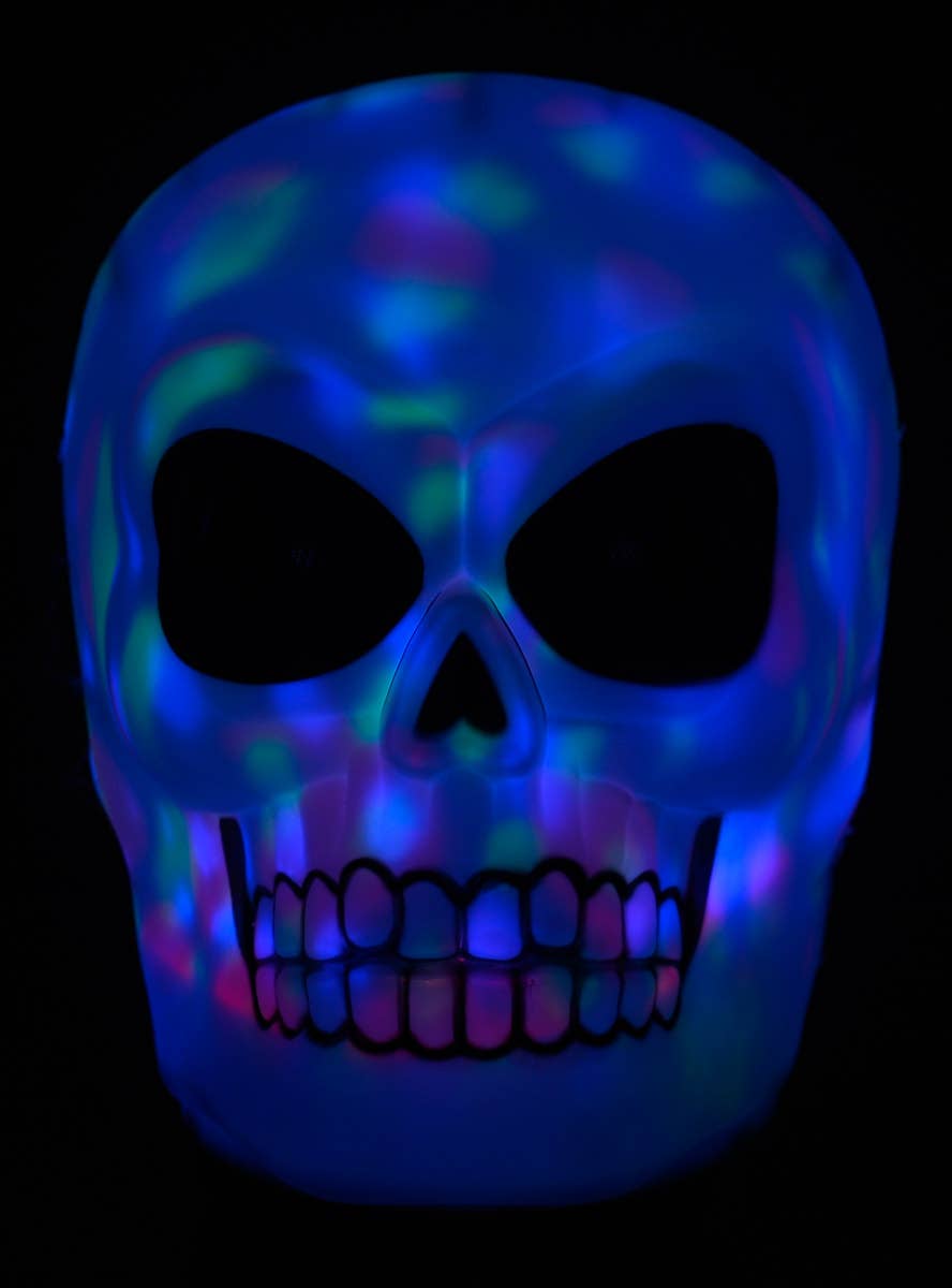 Flashing Light Skull Halloween Prop - Light Up Image