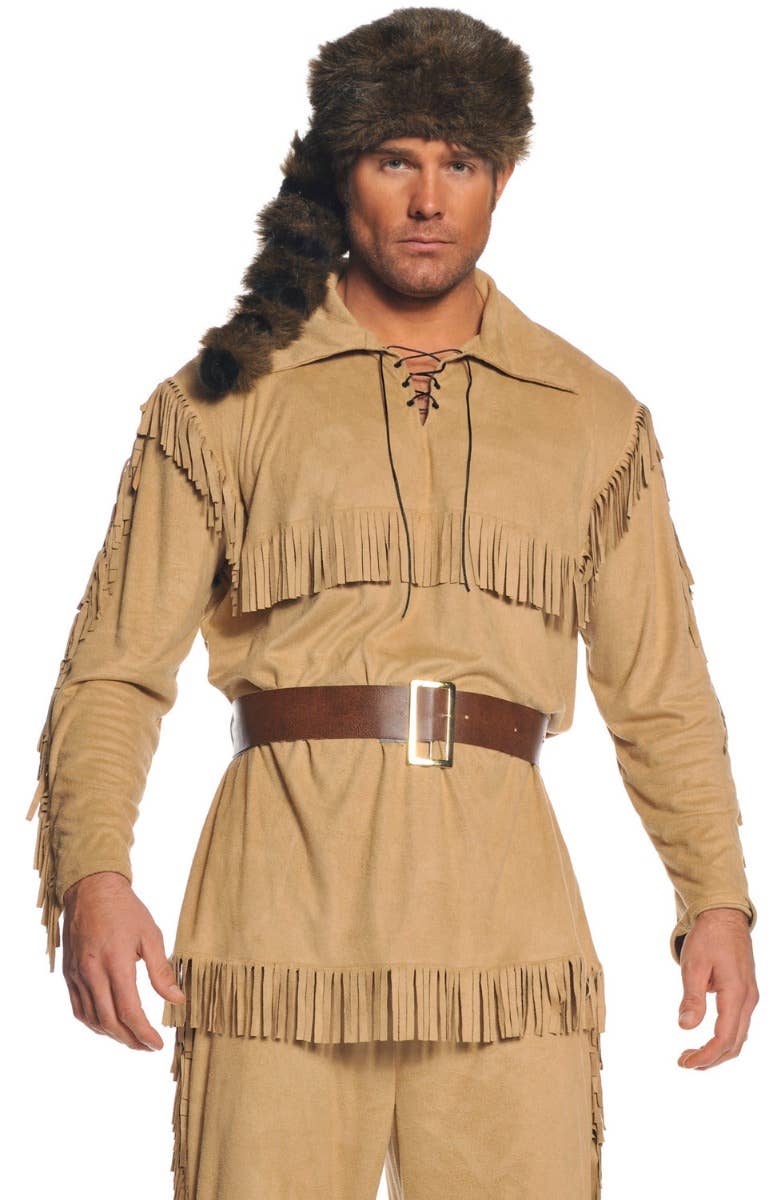 Men's Frontiersman Frontier Man Daniel Boone Colonial Western Tan Coloured Fancy Dress Costume Close Up Image